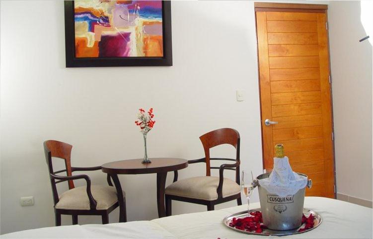פוקאלפה Hotel Boulevard Plaza מראה חיצוני תמונה