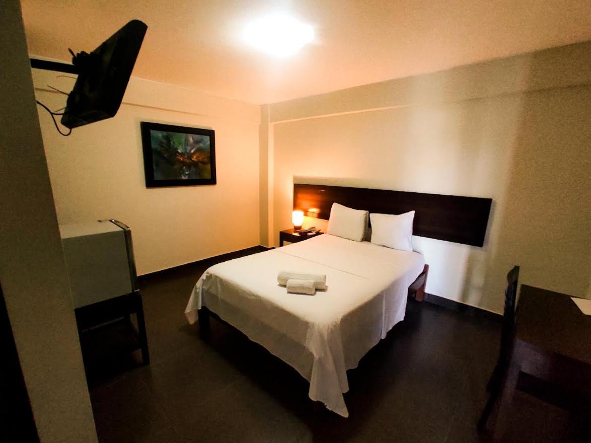 פוקאלפה Hotel Boulevard Plaza מראה חיצוני תמונה